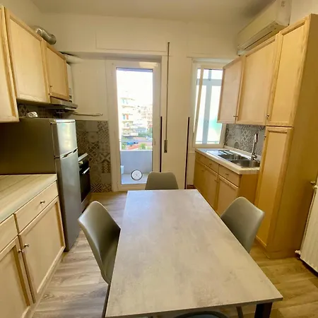 Via Xx Settembre 圣雷默